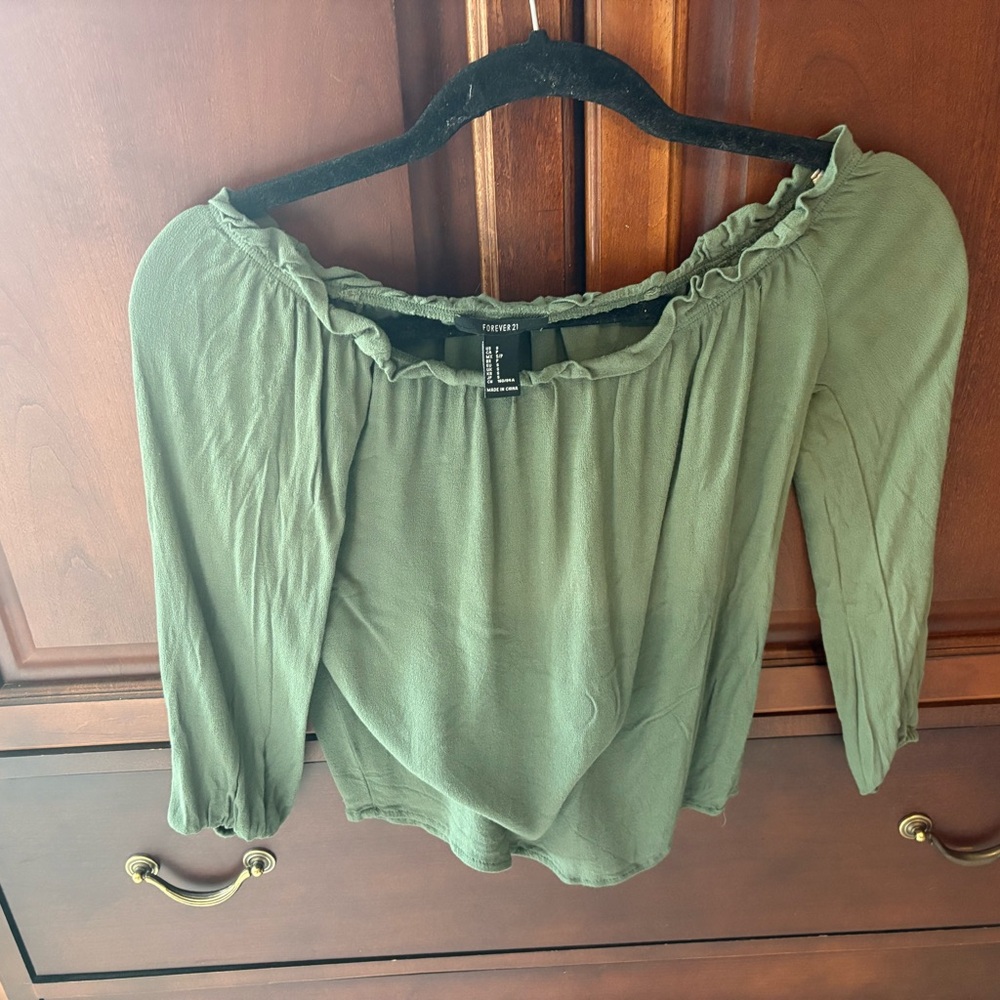 Forever 21 Olive Green Ruffle Blouse - Picture 1 of 2